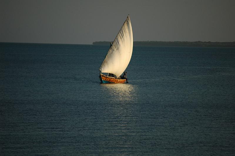 Sail boat.JPG